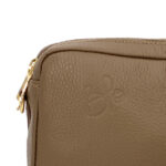 Taupe